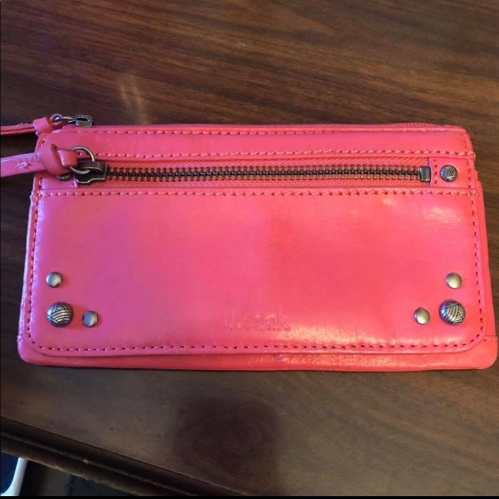 The Sak wallet